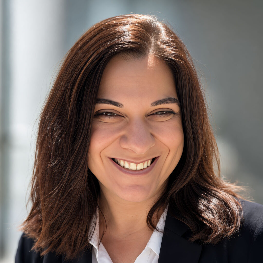 A portrait of Lisa Valdes