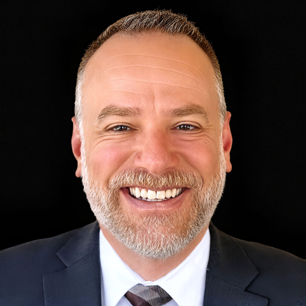 A portrait of Russ Miller